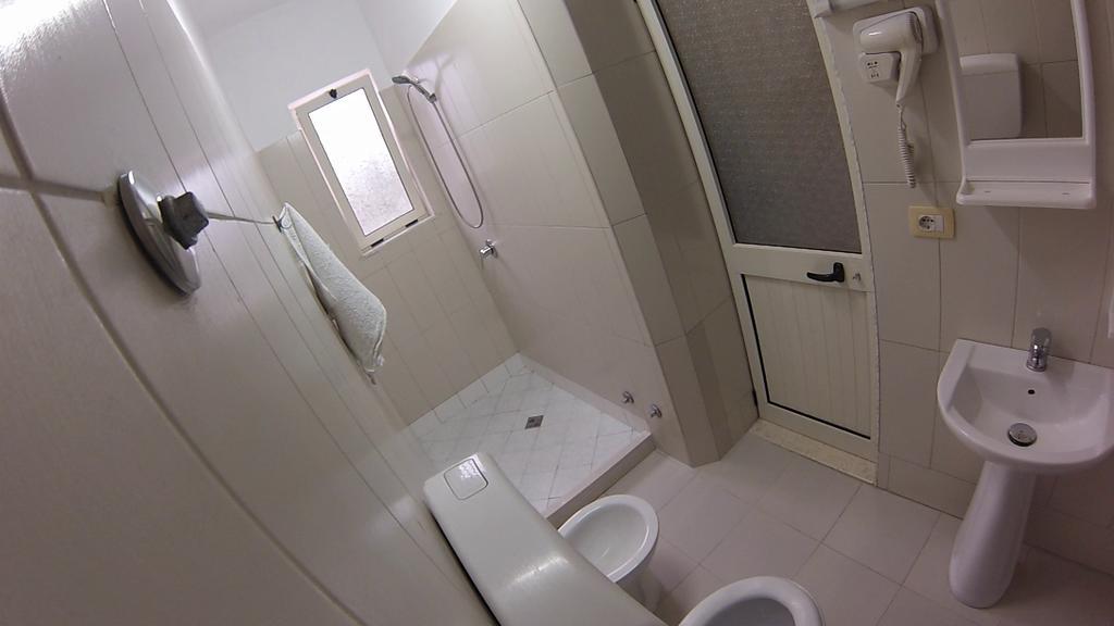 Hotel 4 Stinet Vlore Exterior photo